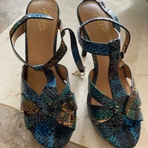 Blue snake print heels new
